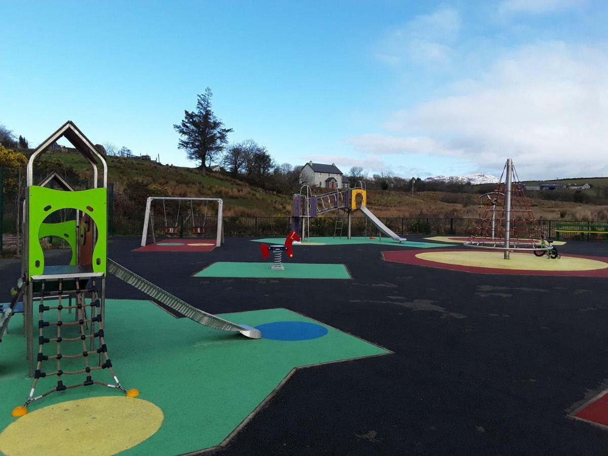 The Bluestack Centre Hostel Donegal Town Buitenkant foto